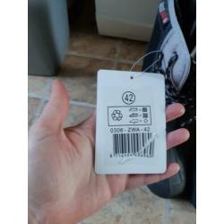 nieuwe snowboots maat 42