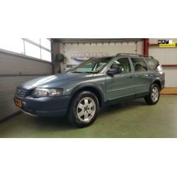 Volvo XC70 2.4 D5 Comfort Line Automaat Youngtimer