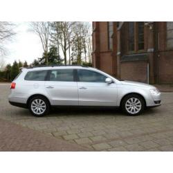 Volkswagen Passat 1.6 TDI 77KW Bluemotion Variant 2010