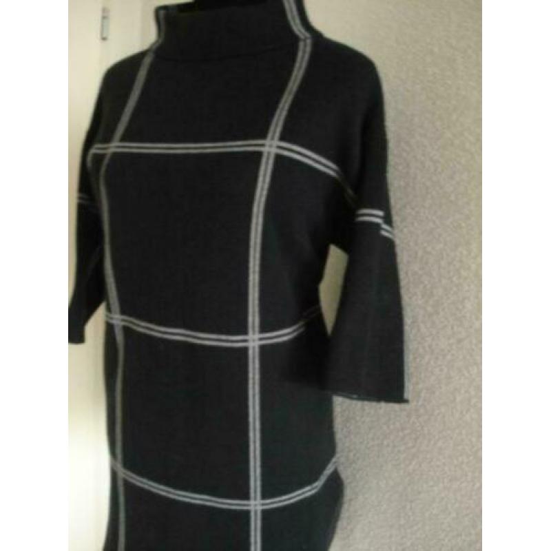 Zwarte tuniek maat L