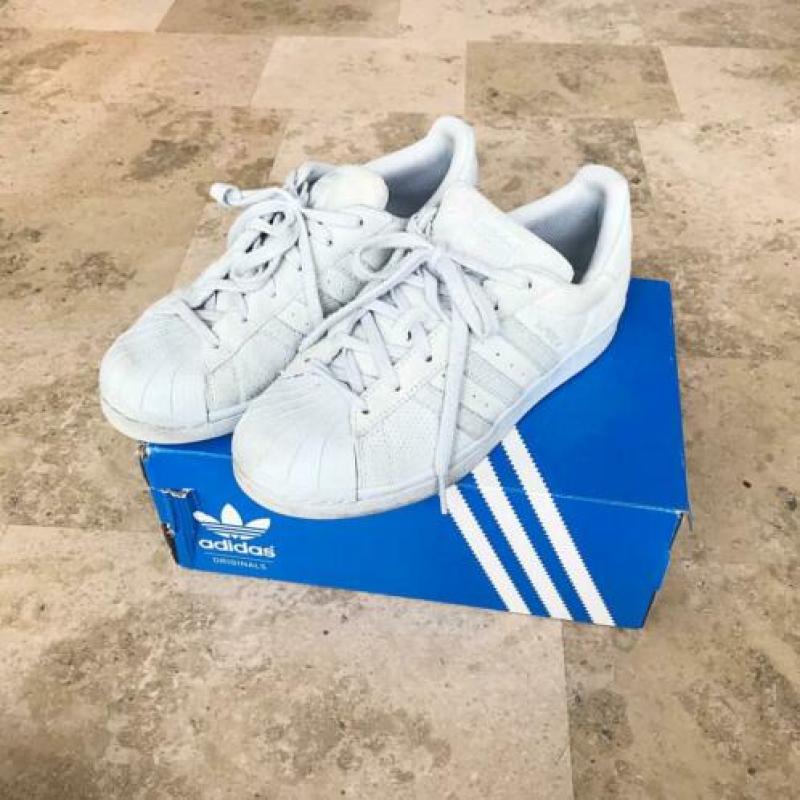 Adidas superstar sneakers maat 38 grijs