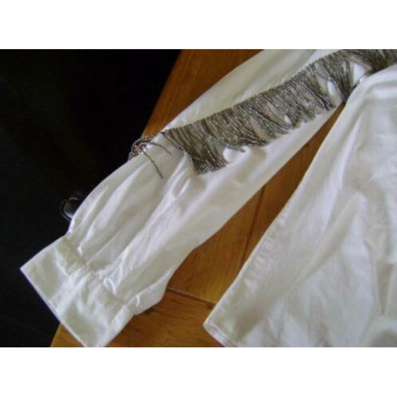 Nieuwe witte Zara Trafaluc blouse met franjes, mt S = M