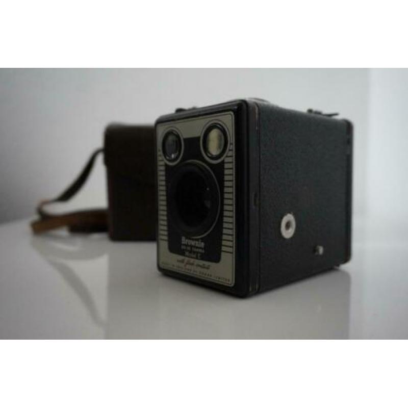 Kodak six20 Brownie met tasje