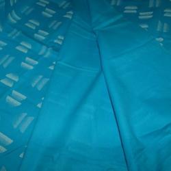 Katoenen licht blauwe stof,2meter lang,90 cm. breed. Nieuw.