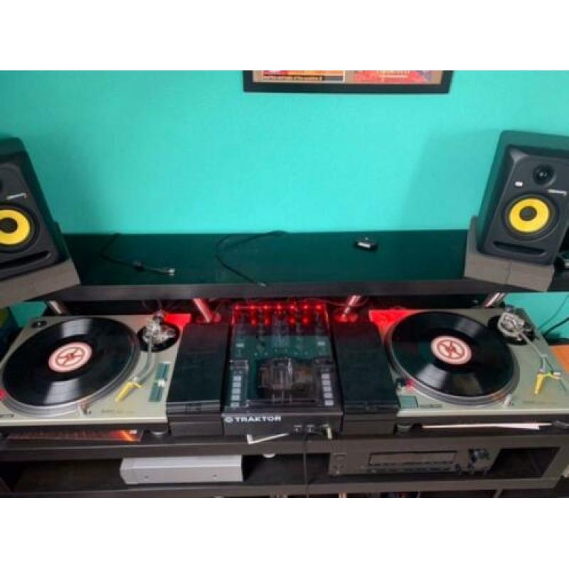Native Instruments Traktor Kontrol Z2 + X1 mk2 + F1