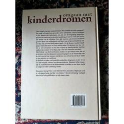 Het was maar een droom, lieverd! Omgaan met kinderdromen. Me