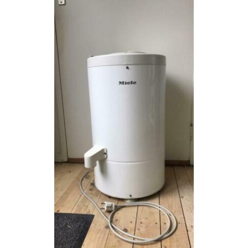 Werkende Miele Centrifuge - WZ 268 - bovenlader -