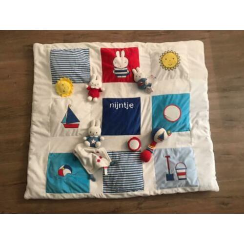 Boxkleed Nijntje met speeltjes