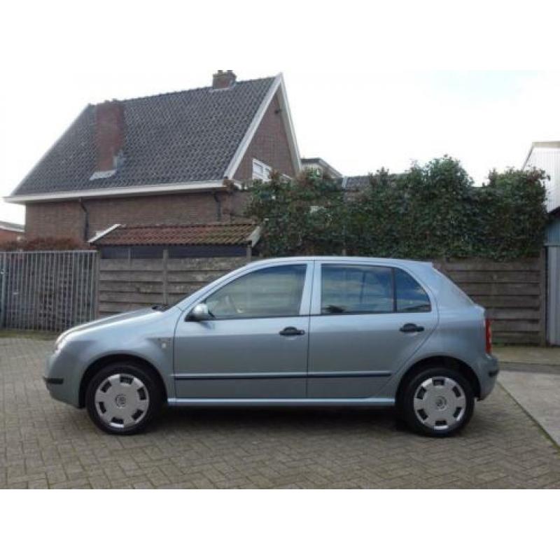 Skoda Fabia 1.4-16V Creation 75 pk 5 deurs Airco 181 dkm Nap