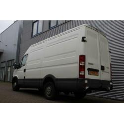 Iveco Daily 35 S 11V 330 H3 / AIRCO / CRUISE / NIEUWE APK!