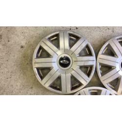 Set 13 inch Ford wieldoppen