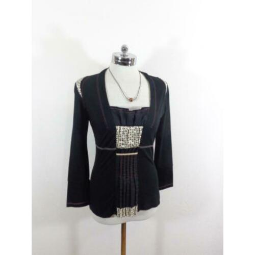 Maat 38 Apart shirt ( Merk Eva Kayan )Nr RR74*