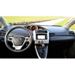 Toyota Verso 1.8 VVT-i Business, Automaat, Trekhaak, Navi!