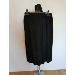 Rok18 - NIEUWE zwarte rok maat XL (1)
