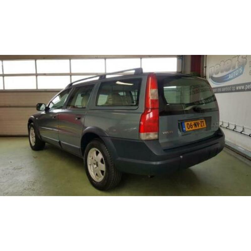Volvo XC70 2.4 D5 Comfort Line Automaat Youngtimer