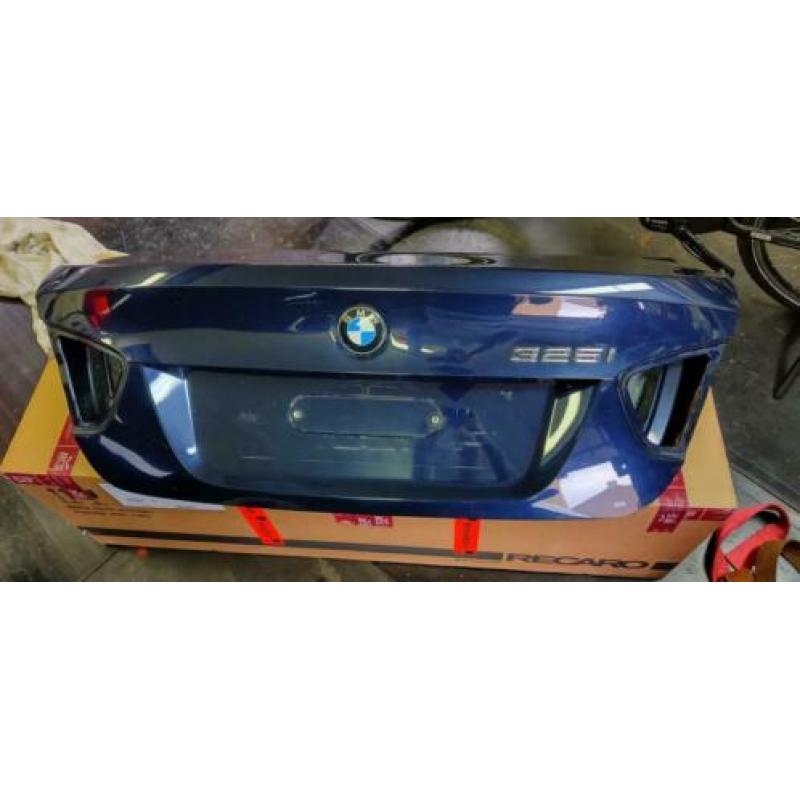 BMW E90 Kofferklep Pre lci monaco blauw metallic