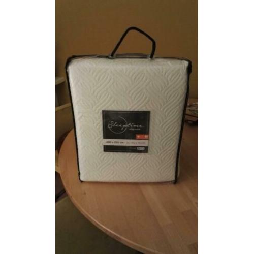 Sprei Sleeptime Elegance Wave wit 260x250 & 2 kussenslopen