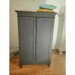 Biedermeier linnenkast