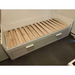 IKEA Brimnes uitschuifbaar bed te koop met matrassen