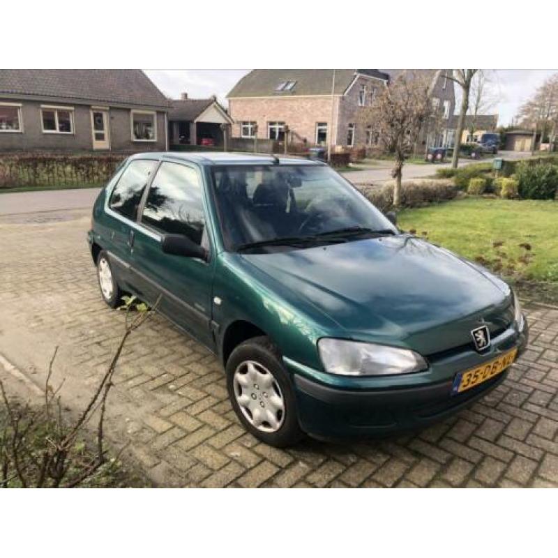 Peugeot 106 1.1 Accent 1999 Groen