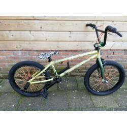 UMF BMX ALS NIEUW RIJKLAAR MEER BMX zie alle advertenties