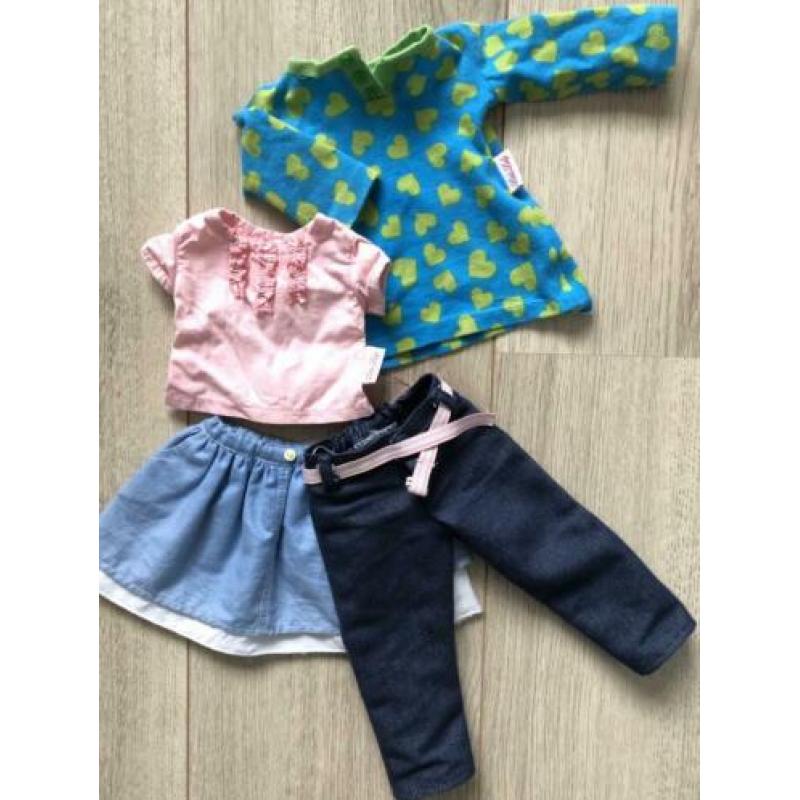 Prachtige Götz pop met extra kleding