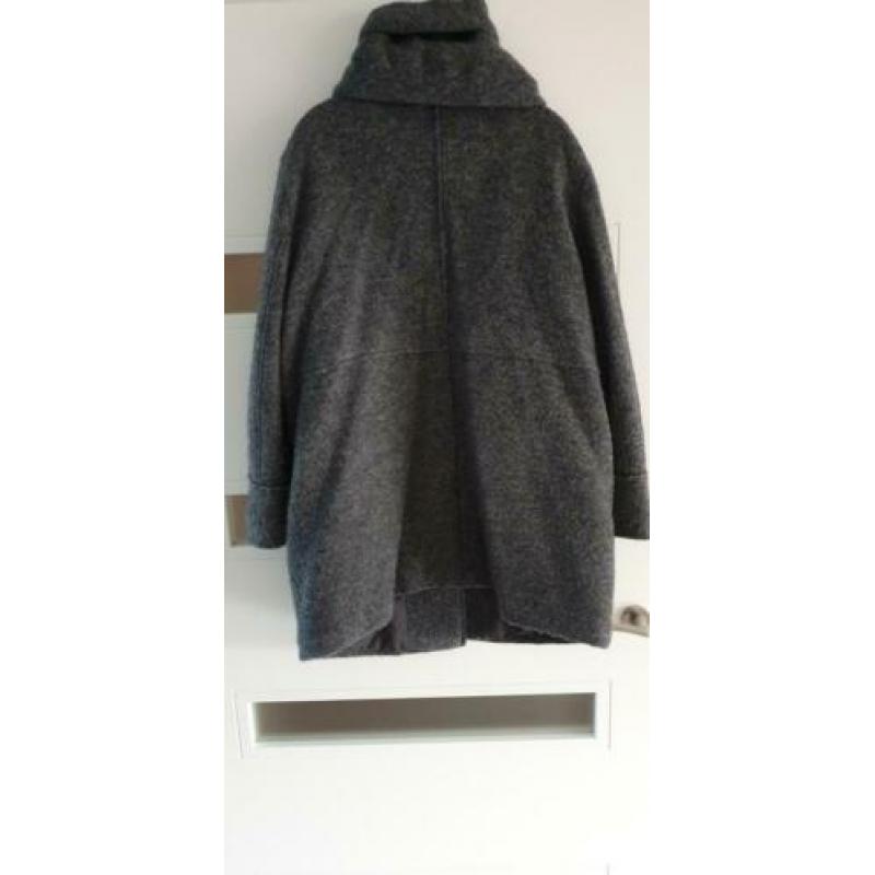 Wollen grijze winterjas Merk: canda premium maat: 48