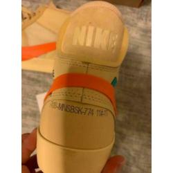 Nike OFF WHITE Blazer Hallow Eve maat 45