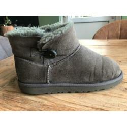 UGG MINI BAILEY BUTTON II laarzen