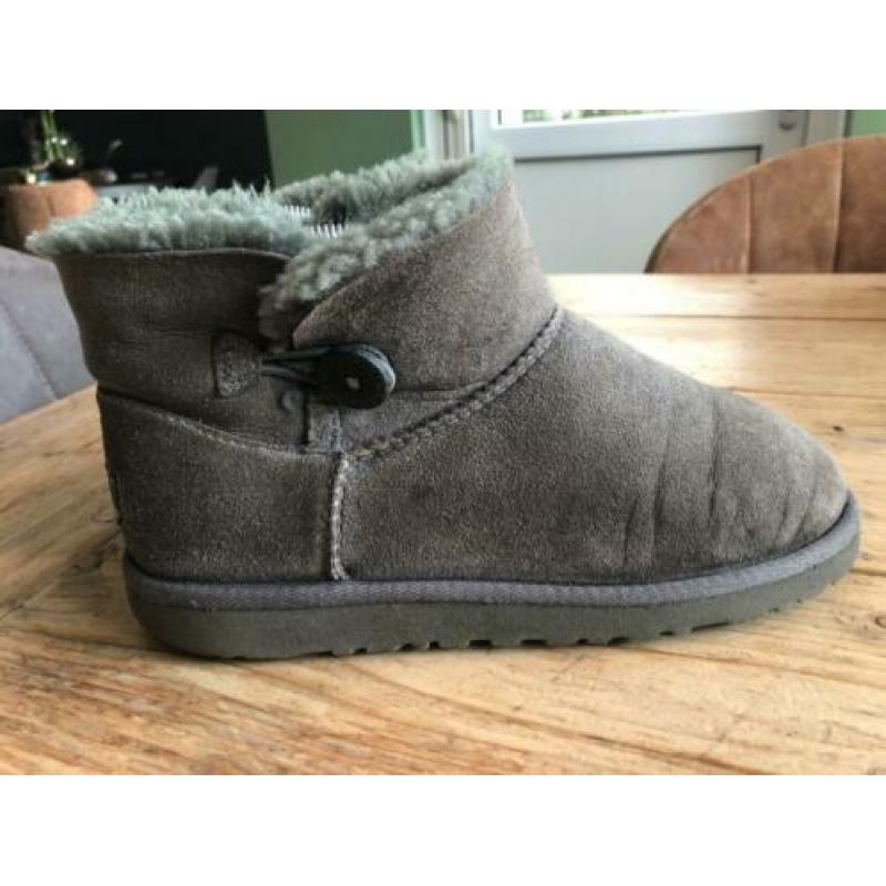 UGG MINI BAILEY BUTTON II laarzen