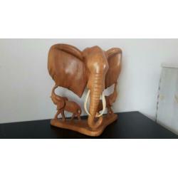 Houten Olifanten hooft met jong