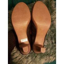 Hakken / pumps maat 41 Manfield zwart leer no stress