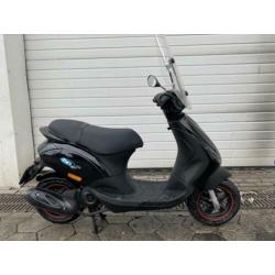 Piaggio Zip 2015 SNOR 25km blauw kenteken