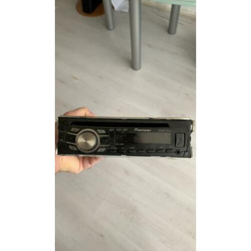 Auto Radio cd speler (mp3)USB Pioneer DEH-2300UB