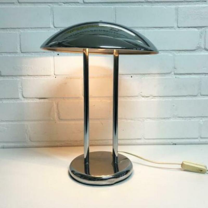 Titan tafellamp