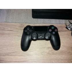 complete playstation 4 met 2 spellen