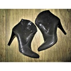 ZAPATO ! Zwarte Leren laarsjes mt 40.