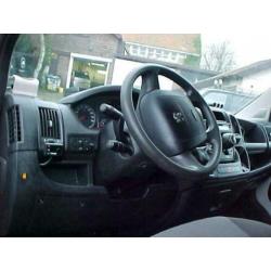 Peugeot Boxer 330 2.2 HDI L1H1 5DRS AIRCO BJ2011 NAP
