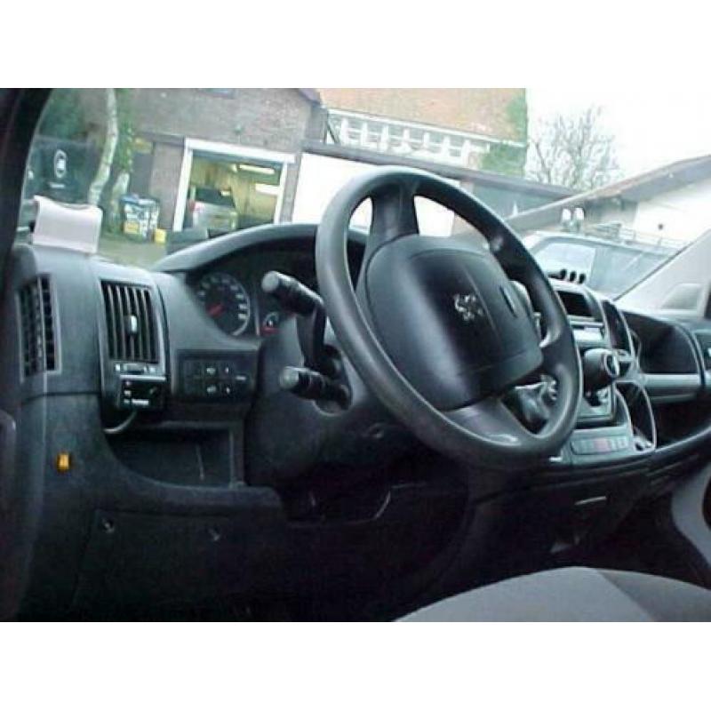 Peugeot Boxer 330 2.2 HDI L1H1 5DRS AIRCO BJ2011 NAP