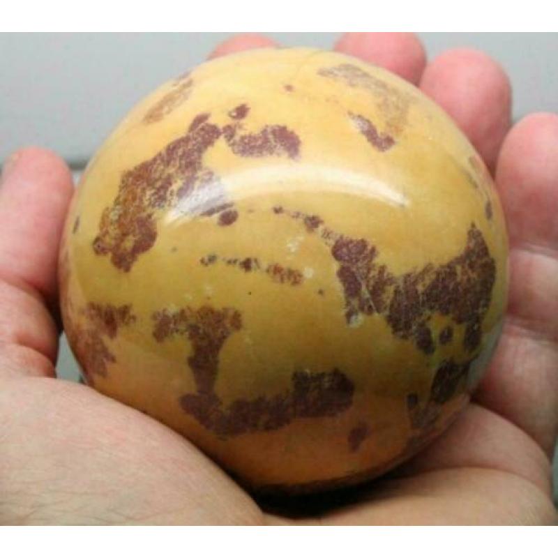 3 ca 8 cm Grote JASPIS Bollen, incl standaards, samen 2,1 kg