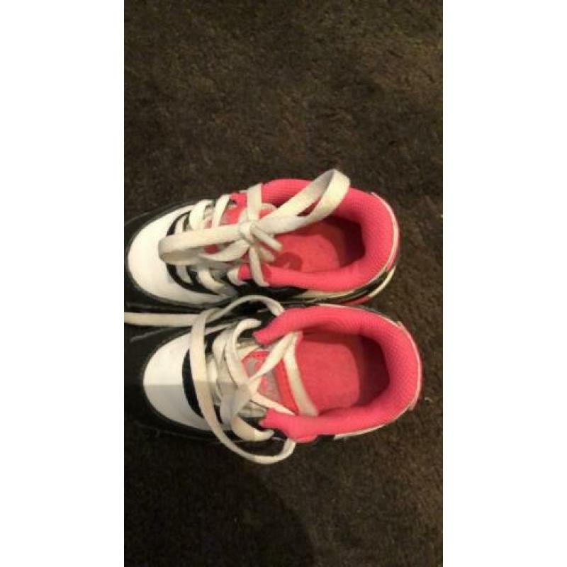 Meisjes Nike air Max maat 22