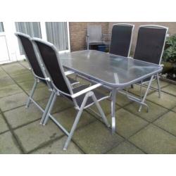 Tuintafel met 4 standenstoelen lichtmetaal