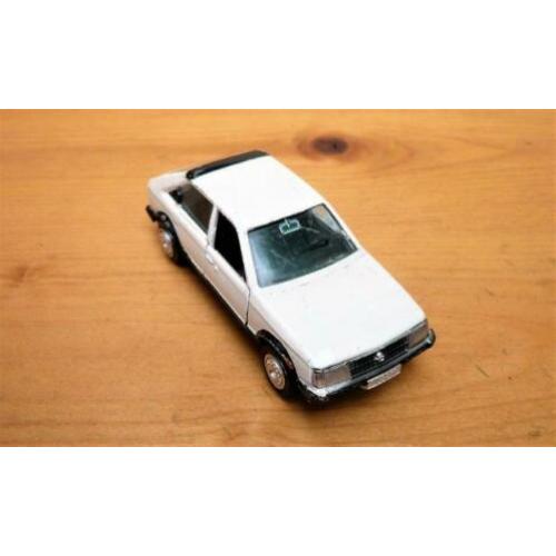 Gama. Opel kadett d type 5 deurs hatchback. 1979.