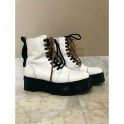 Gloednieuwe Boots Maat 39 Wit - BRONX 'RIFKA Super Chunky'