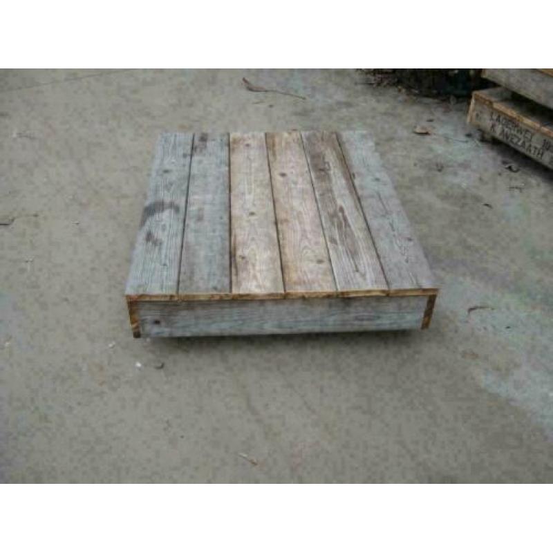 lage salontafel op wielen nu van € 75,00 voor € 45,00