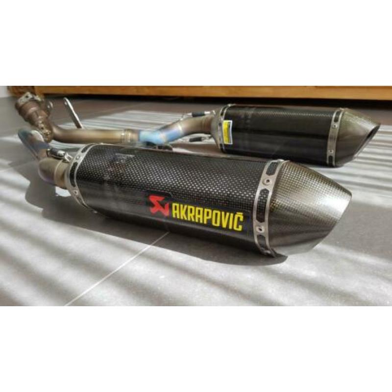Akrapovic dempers+katvervanger Suzuki GSXR 1000 K9 L0 L1 etc