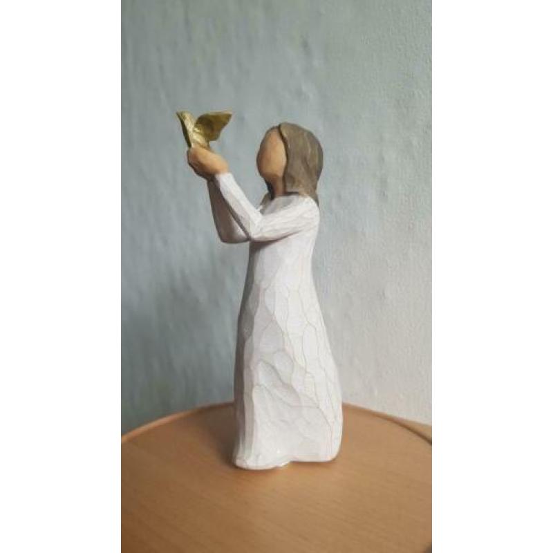 willow tree beeldje, meisje met gouden duif