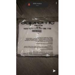 Supreme Shop Tee SS20 - Maat M