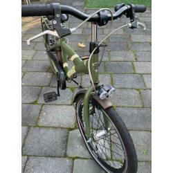 Alpina Yabber Army 20 inch.