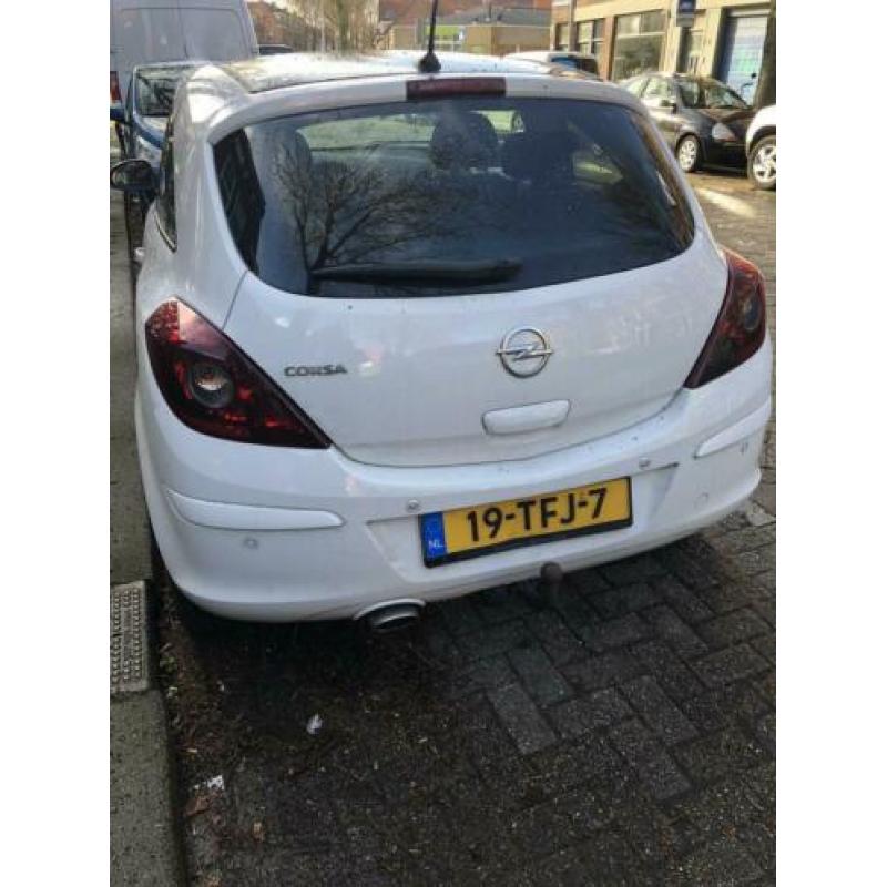 Opel Corsa 1.2 16V LPG 3D 2012 Wit NAV